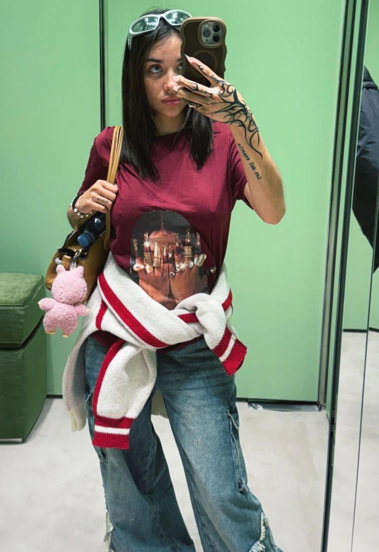 María Becerra sorprendió con un nuevo tatuaje: una llama que simboliza transformación