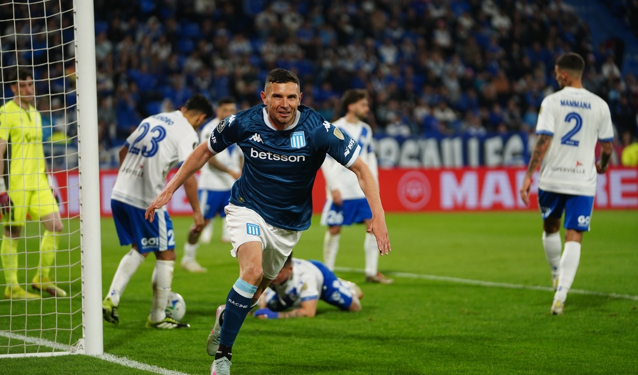 Racing dio el primer golpe: venció a Vélez con un gol de Maravilla Martínez