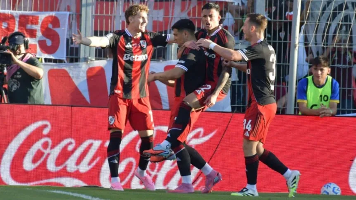 River eliminó a Racing en Rosario y se metió en semifinales de la Copa Argentina