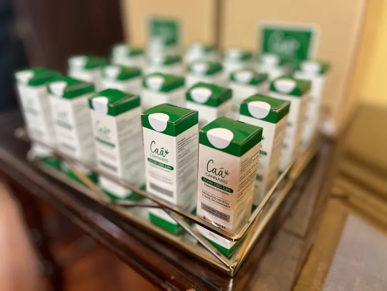 Ya se se distribuyeron más de 400 frascos de cannabis medicinal en hospitales