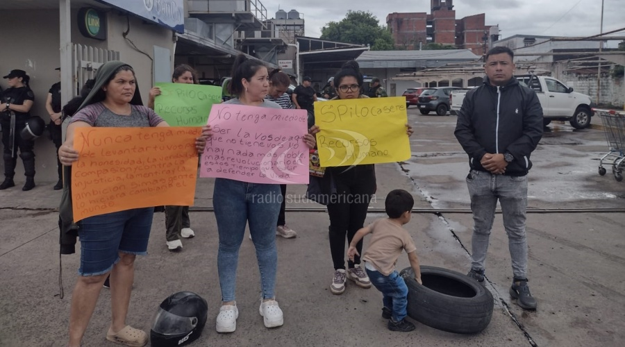 Ex empleada de Impulso amenaza con encadenarse por su liquidación
