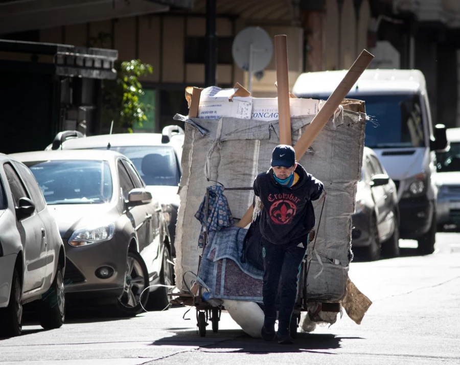 Según el Gobierno redujo a la mitad la pobreza en dos años de gestión