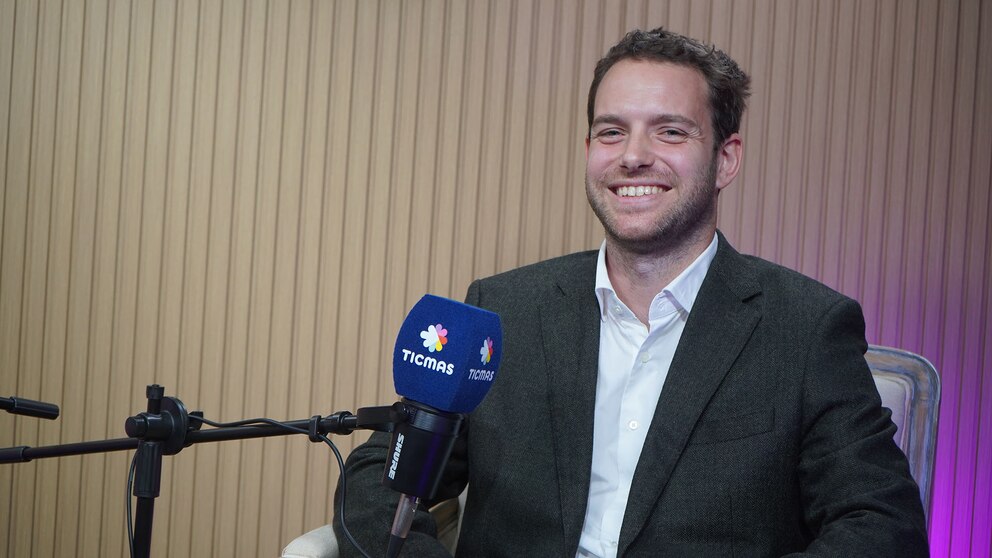SILVESTRE SCHINDLER: “LA INDUSTRIA MINERA TIENE UN POTENCIAL GIGANTE DE GENERAR EN LOS PRÓXIMOS AÑOS MILES DE PUESTOS DE TRABAJO, INCLUSO MILLONES”