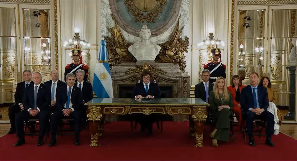 MILEI PRESENTÓ EL «CONJUNTO DE REFORMAS MÁS IMPORTANTE EN 91 AÑOS»